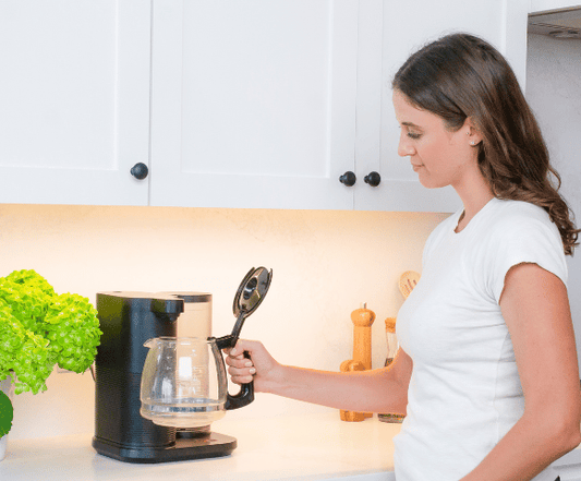 9 Metode Eficiente de a Filtra Apa pentru a o Face mai Sigură